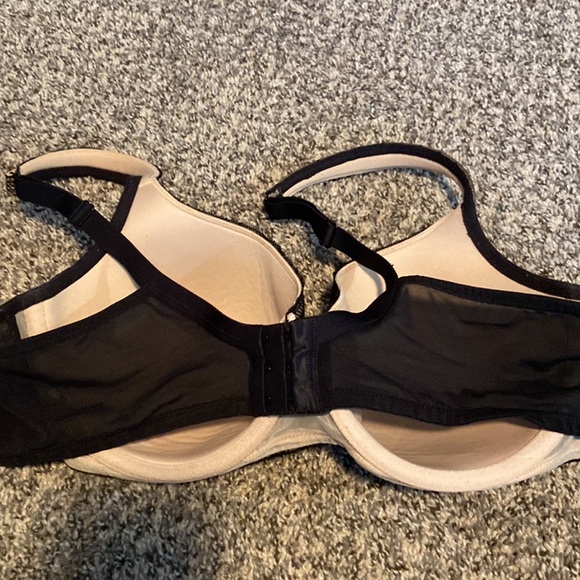 Cacique Black Lace Bra - Picture 3 of 5